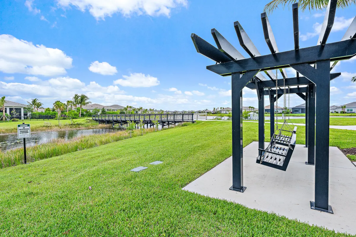 Lake View at 10075 Driftwood Way, Palm Beach Gardens