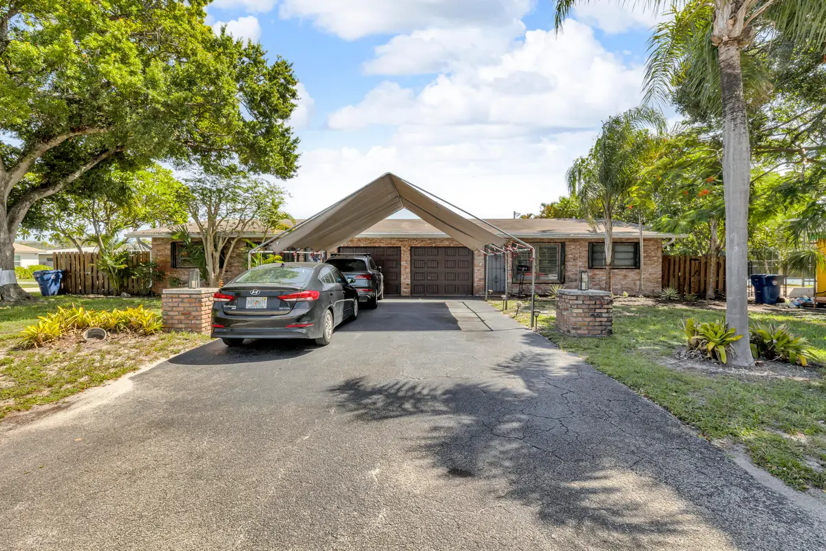 lopez (148) at 608-612 NE 21st Court, Wilton Manors