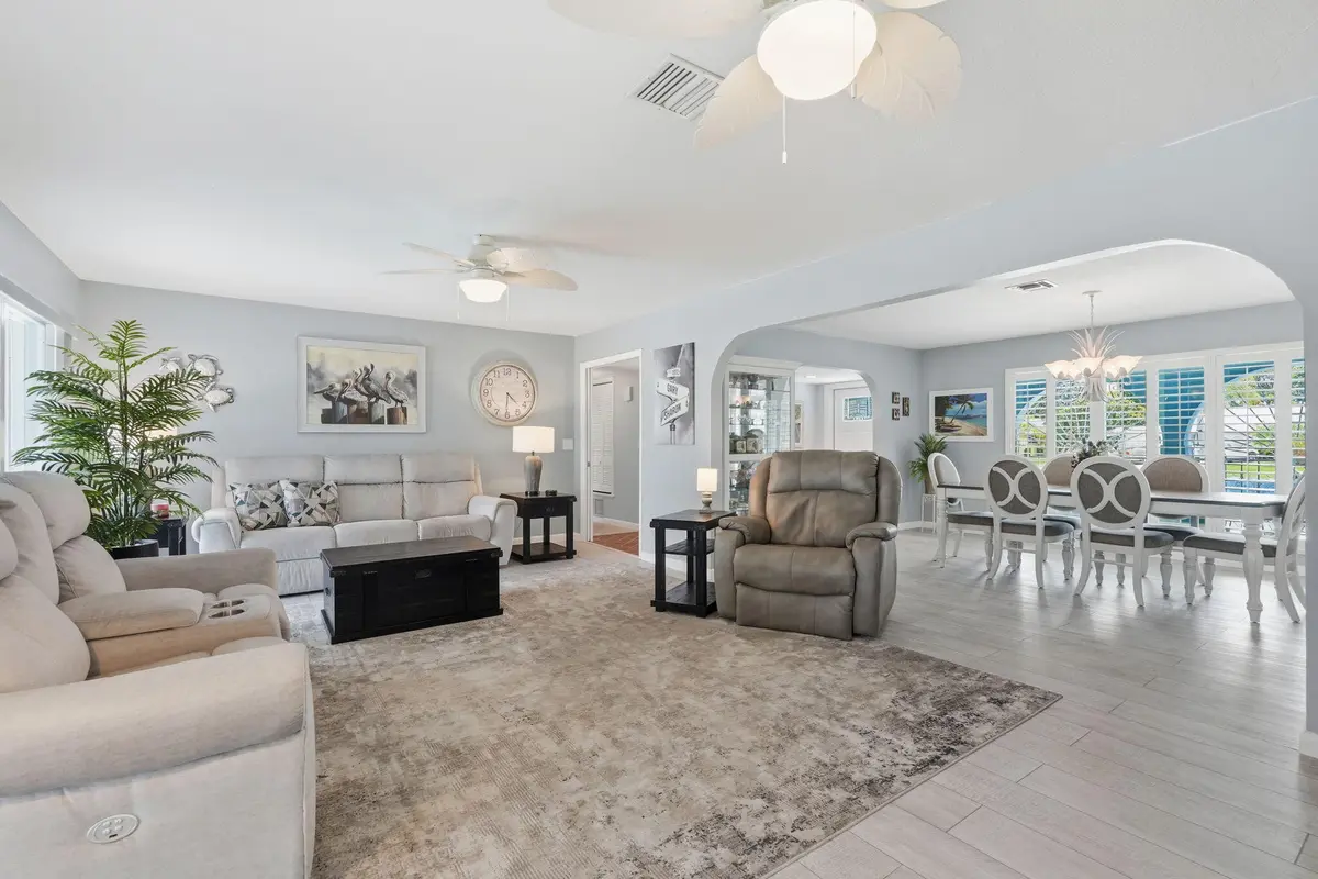 19-web-or-mls-2773_SE_Pine_Valley_Street at 2773 SE Pine Valley Street, Port St. Lucie