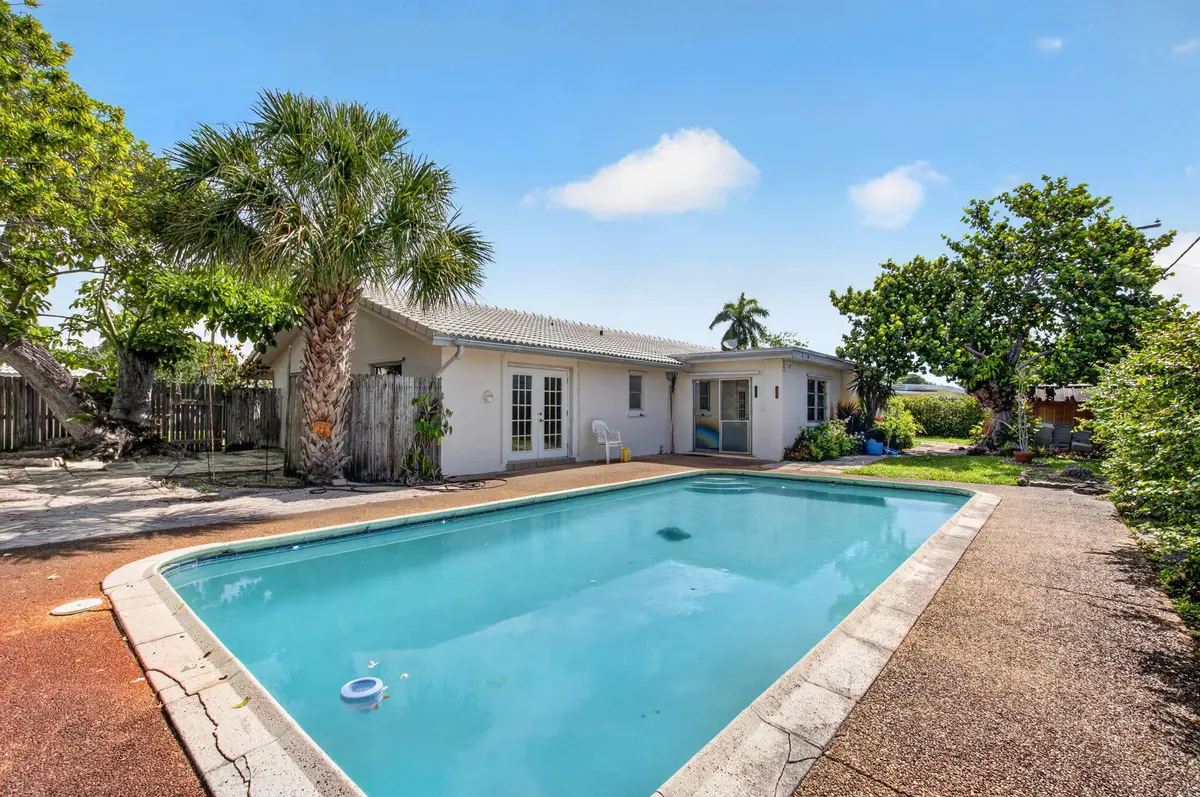 Pool at 1370 SW 27th Place, Boynton Beach