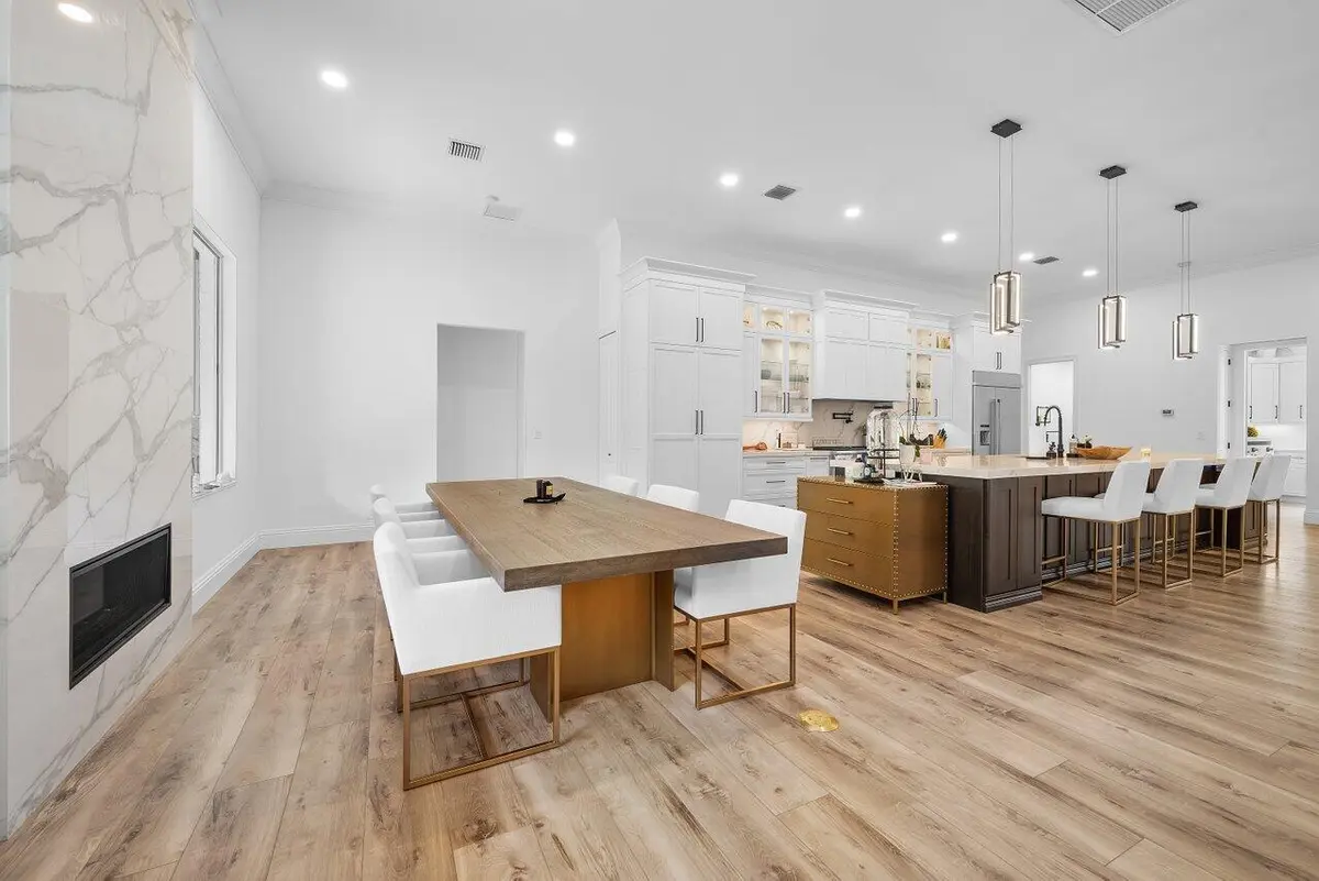 Dining at 11871 Randolph Siding Road, Jupiter