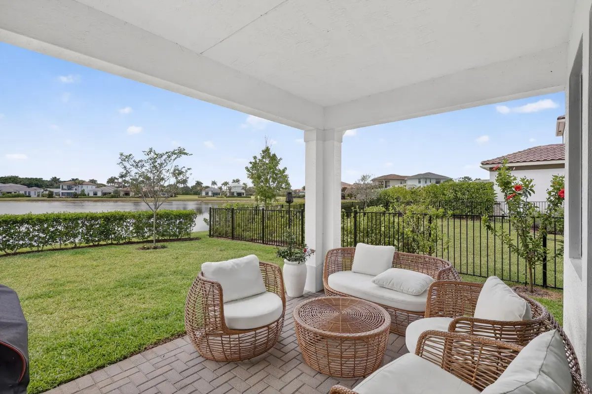 57-web-or-mls-7R7A6732 at 329 SE Fascino Circle, Port St. Lucie