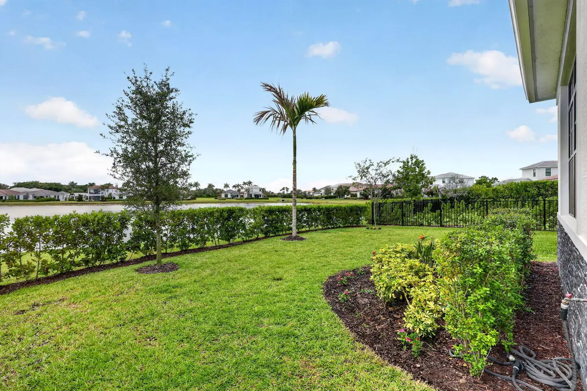 59-web-or-mls-7R7A6705 at 329 SE Fascino Circle, Port St. Lucie