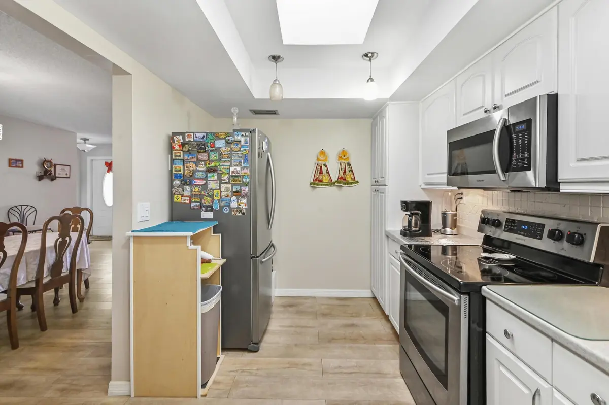 12 Kitchen 013 at 1551 SW 22nd Terrace, Deerfield Beach