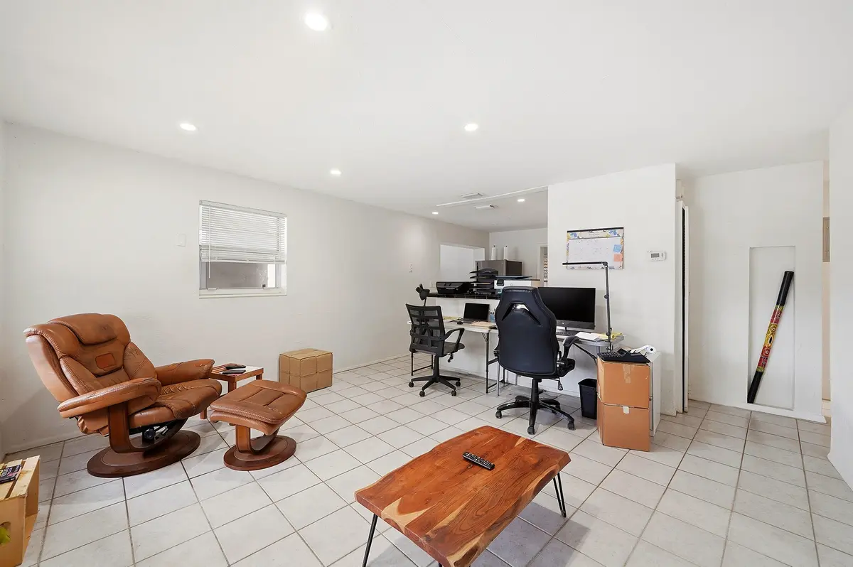 living area at 1431 NE 32nd Street, Pompano Beach