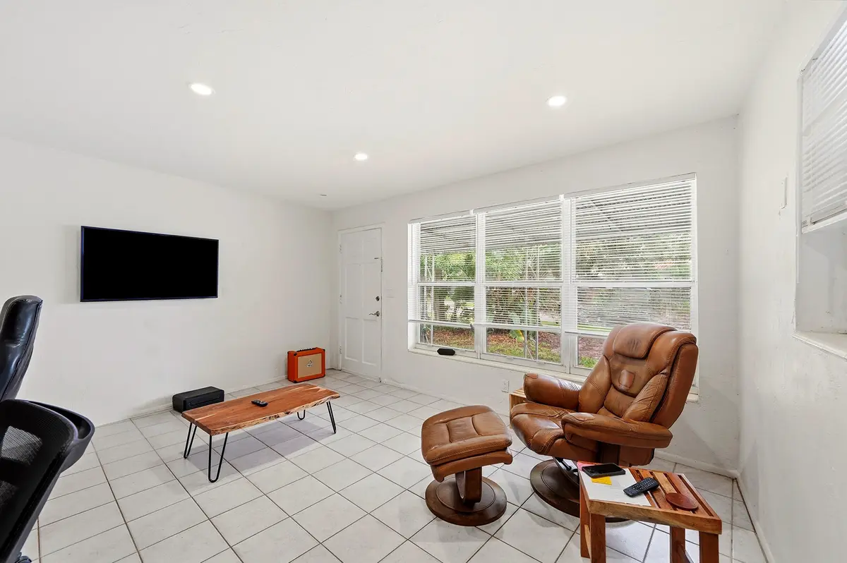 08_dsc02475 at 1431 NE 32nd Street, Pompano Beach