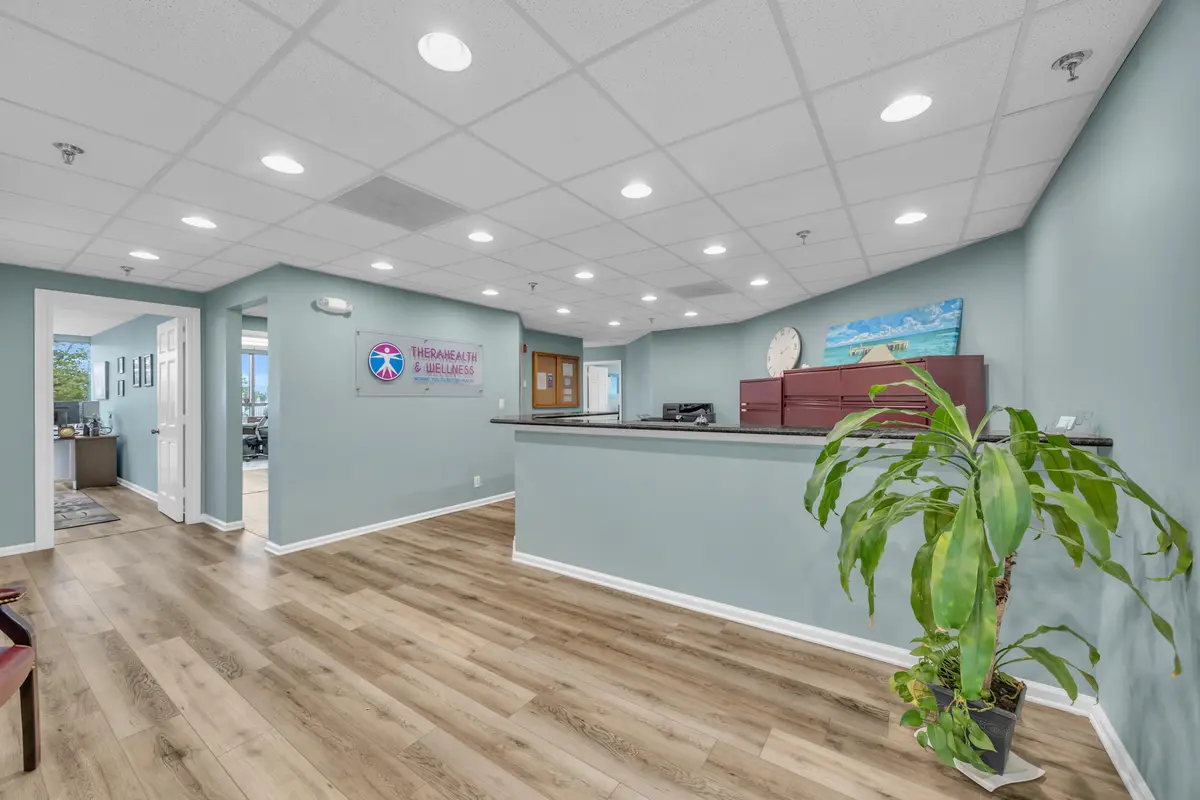 Lobby at 631 Us-1, North Palm Beach
