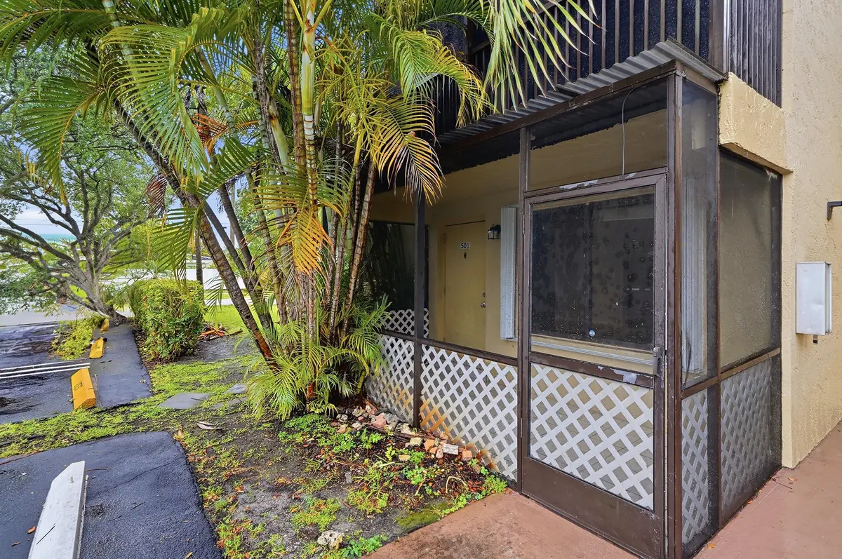 04_entry at 1145 S Flagler Avenue 501, Pompano Beach