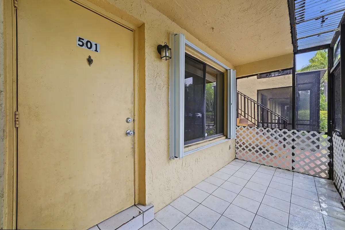 05_entry at 1145 S Flagler Avenue 501, Pompano Beach