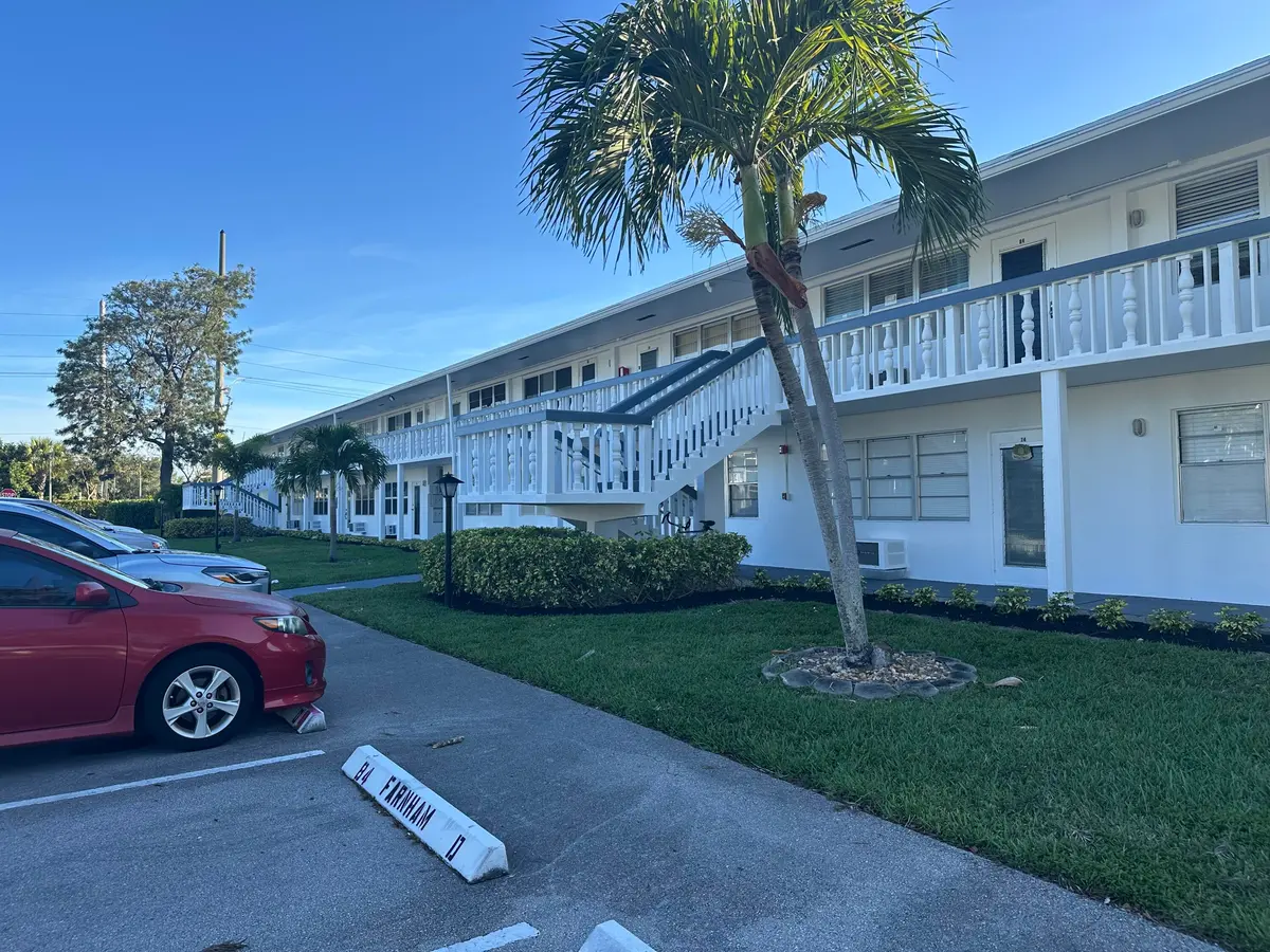 Farnham D at 81 Farnham D 81, Deerfield Beach