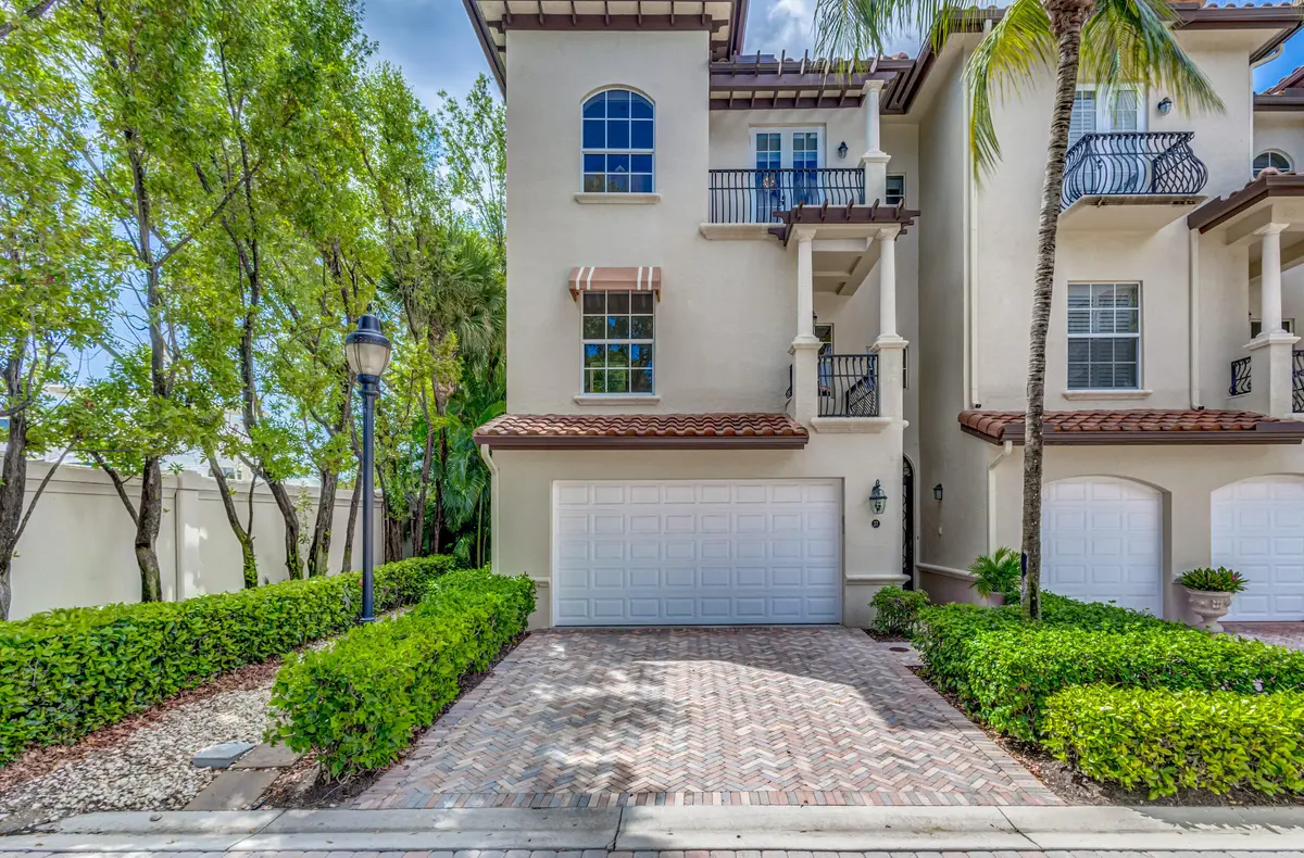 Front at 27 Marina Gardens Drive, Palm Beach Gardens