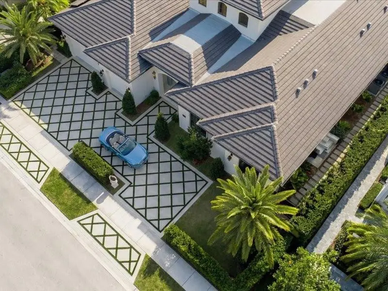 Photo 2 at 4013 Country Club Lane, Fort Lauderdale