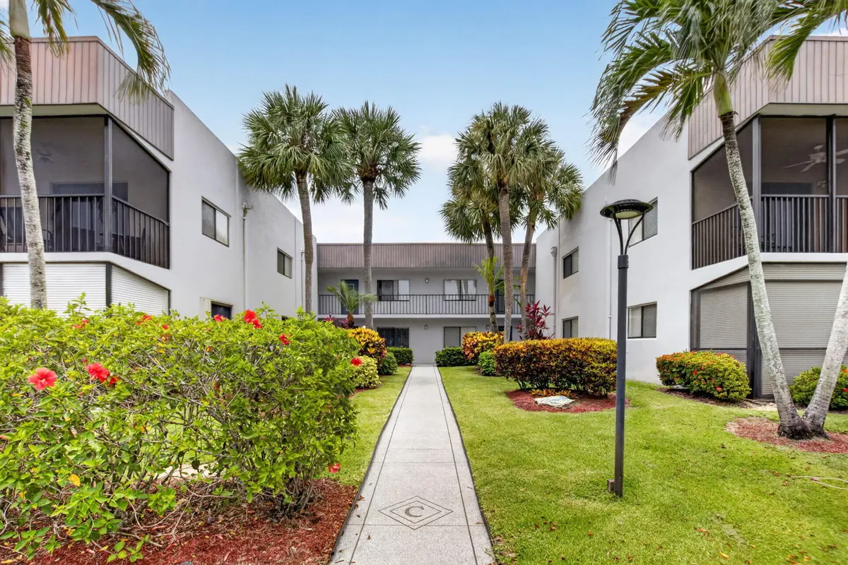 2-web-or-mls-DSC_8532 at 15054 Ashland Way 82, Delray Beach