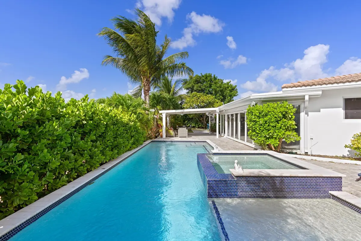 DSC09920.jpg-SMALL at 391 SE 7th Avenue, Pompano Beach
