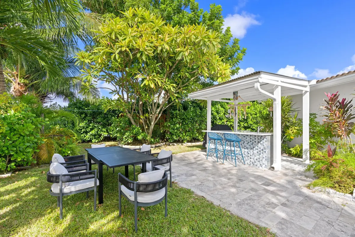 DSC09950.jpg-SMALL at 391 SE 7th Avenue, Pompano Beach