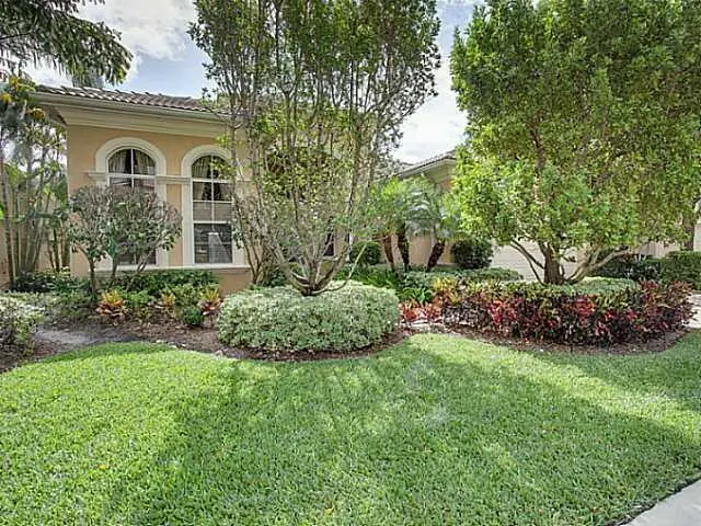 Primary Photo at 114 Tranquilla Drive, Palm Beach Gardens