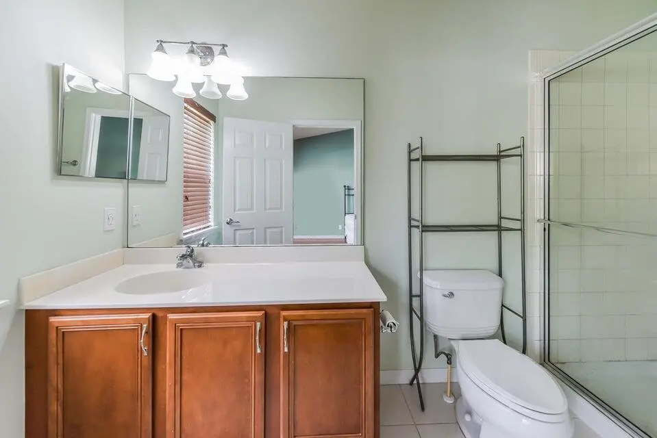 20230418014341971733000000-o at 9687 Lago Drive, Boynton Beach