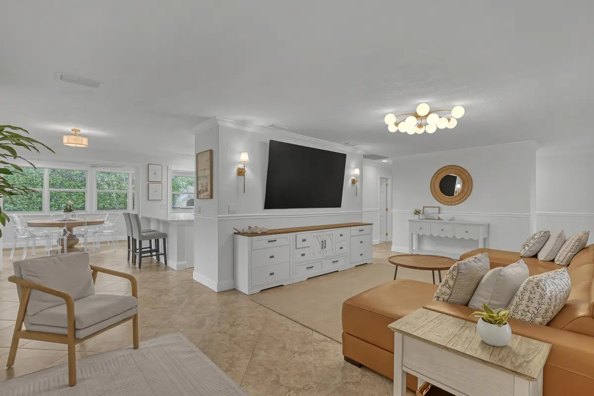 561 Anchorage (12) at 561 Anchorage Drive, North Palm Beach