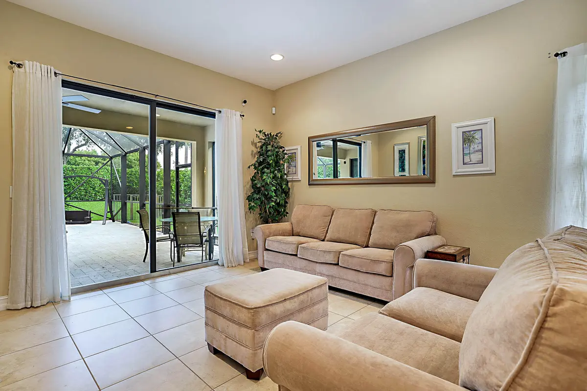 7593 NW 113th Ave -5 at 7593 NW 113th Avenue, Parkland