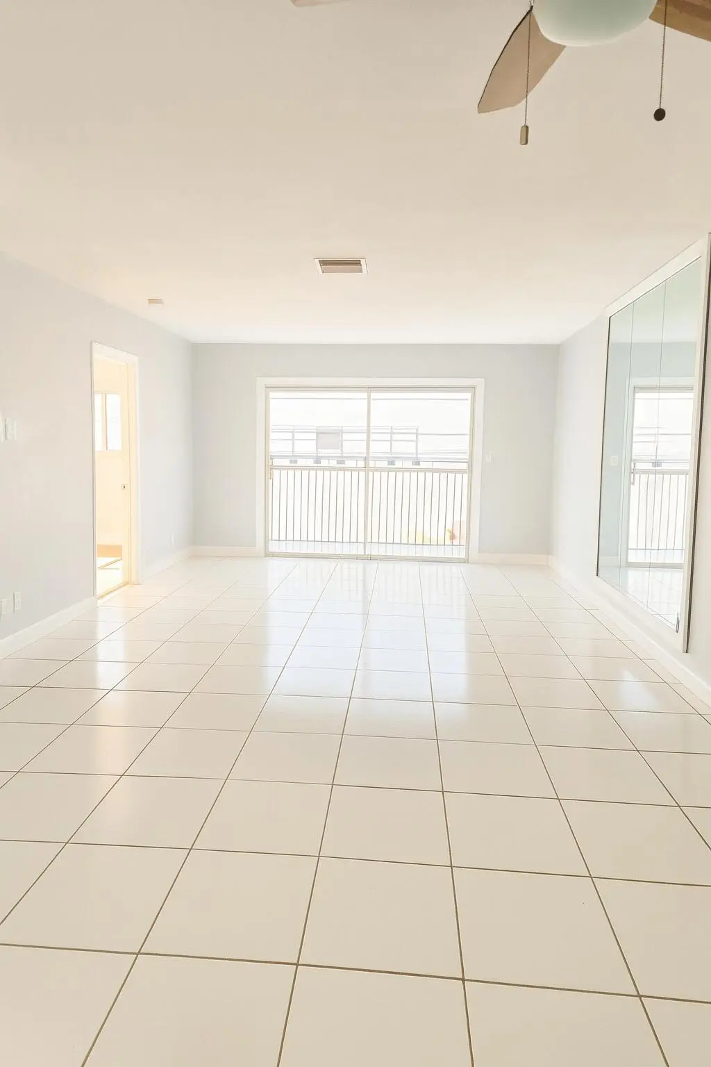 LivingRoom 1 at 1001 SE 3rd Street 3, Deerfield Beach