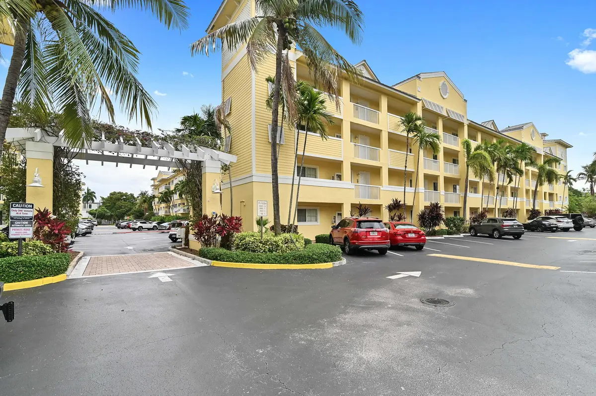 02 Front 02 at 1501 E Broward Boulevard 805, Fort Lauderdale
