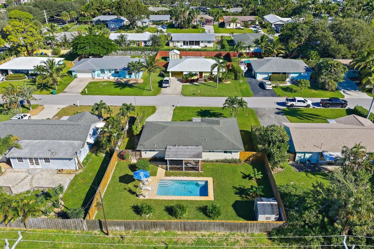 20260313014710191907000000-o at 372 Franklin Road, Tequesta