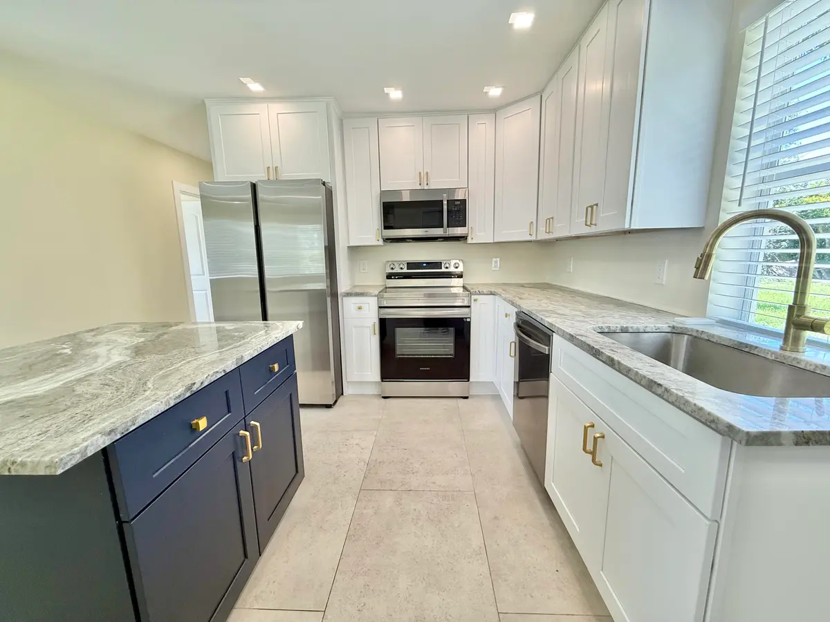 Kitchen at 8658 SE Anthion Way, Hobe Sound
