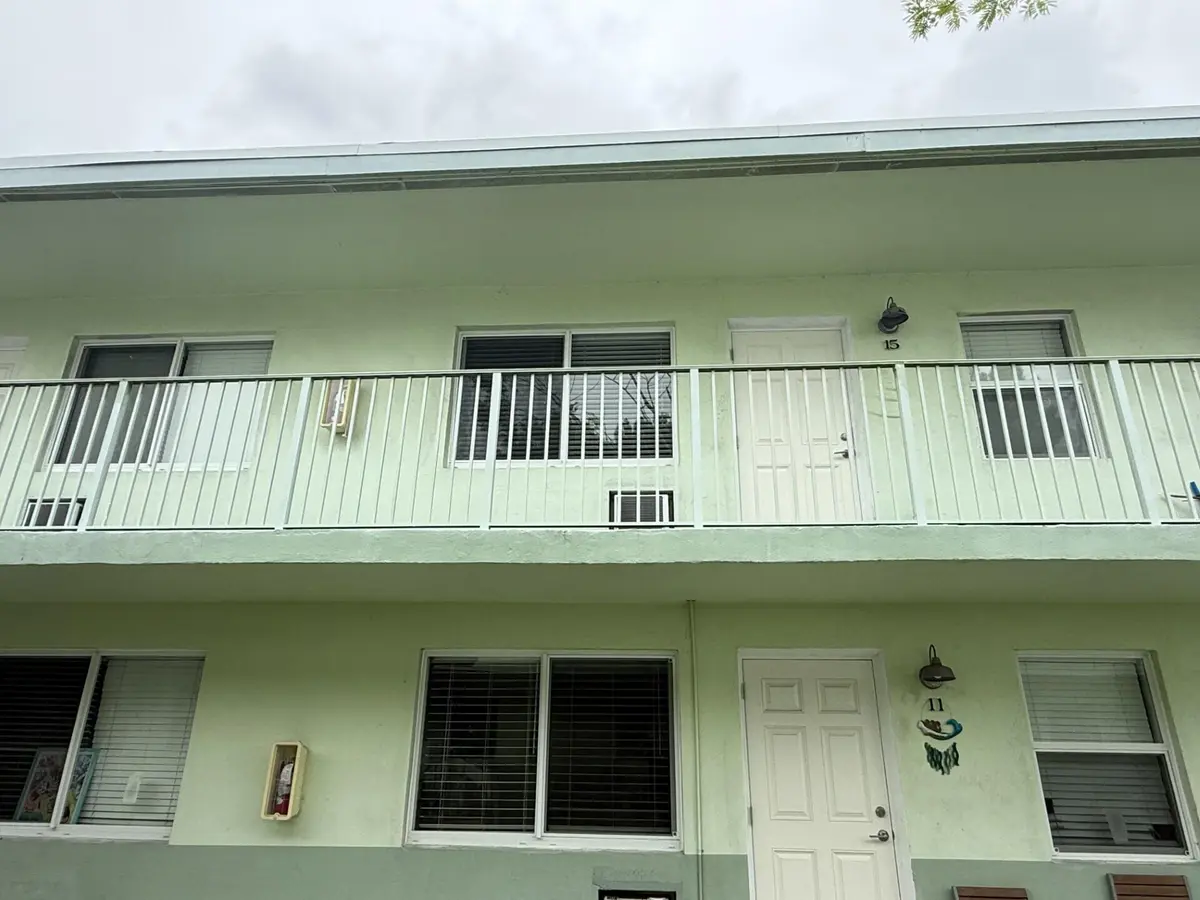 Front entrance at 1118 N H Street 15, Lake Worth Beach