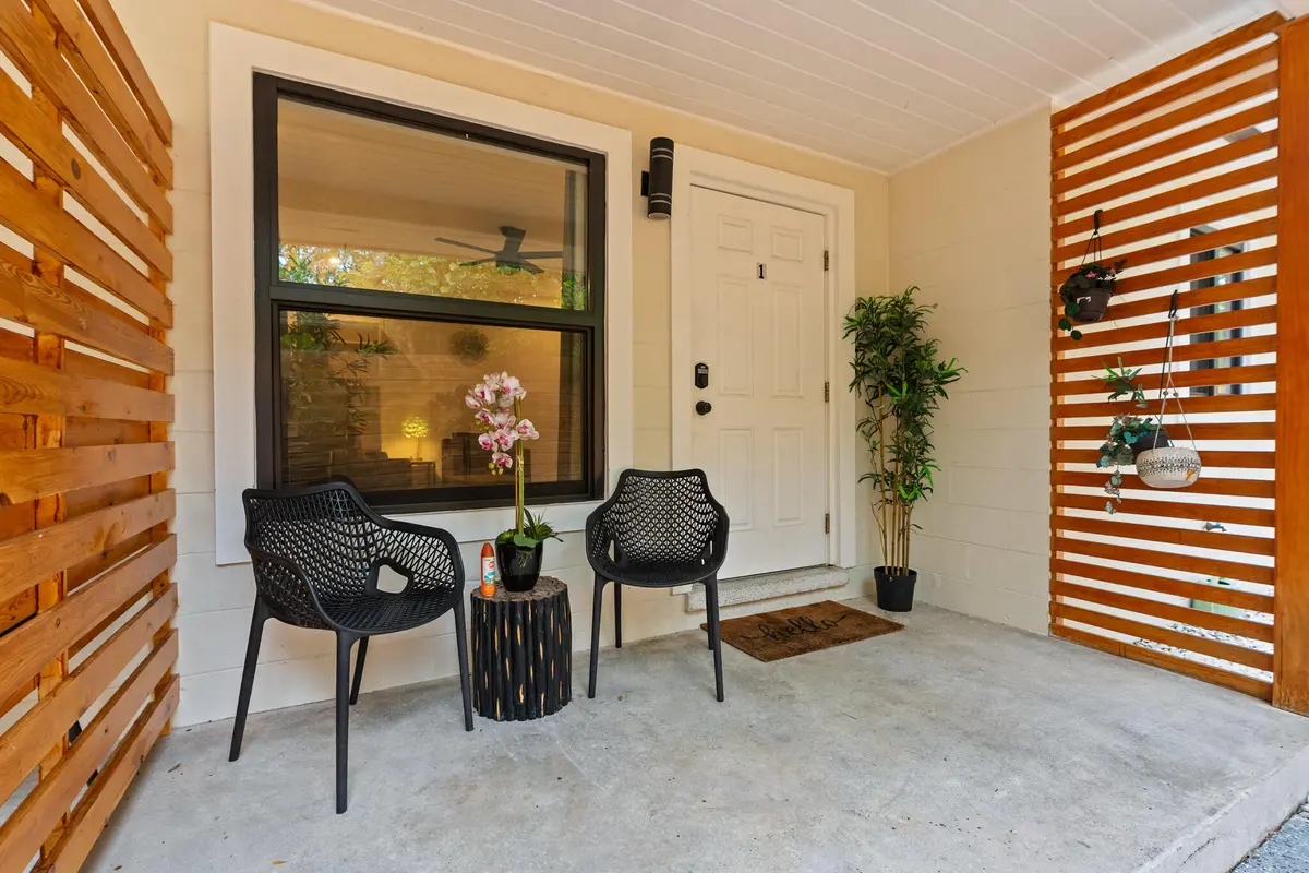 DSC01362-2 at 210 SW 11th Street 1-2, Fort Lauderdale