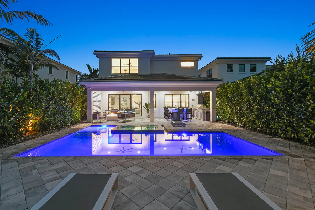 13418ArtisanCircle-Twilights(42) at 13418 Artisan Circle, Palm Beach Gardens