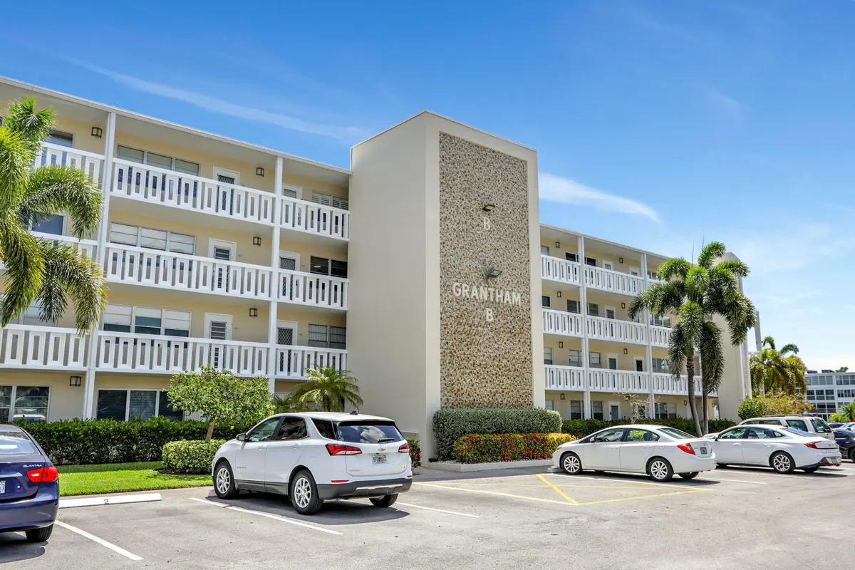 432 GRANTHAM B 1BR/2BA at 432 Grantham B, Deerfield Beach
