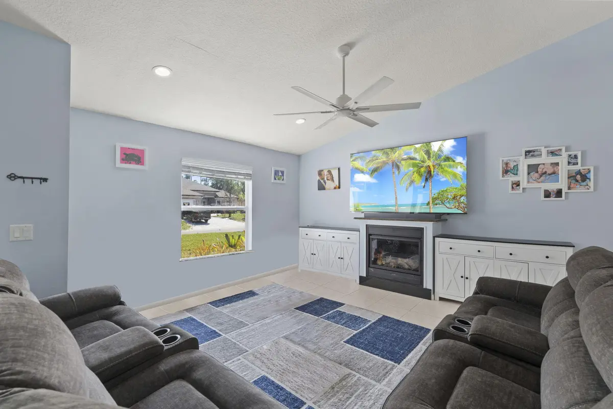 6-web-or-mls-DSC05284_1 at 2044 SW Brevity Terrace, Port St. Lucie