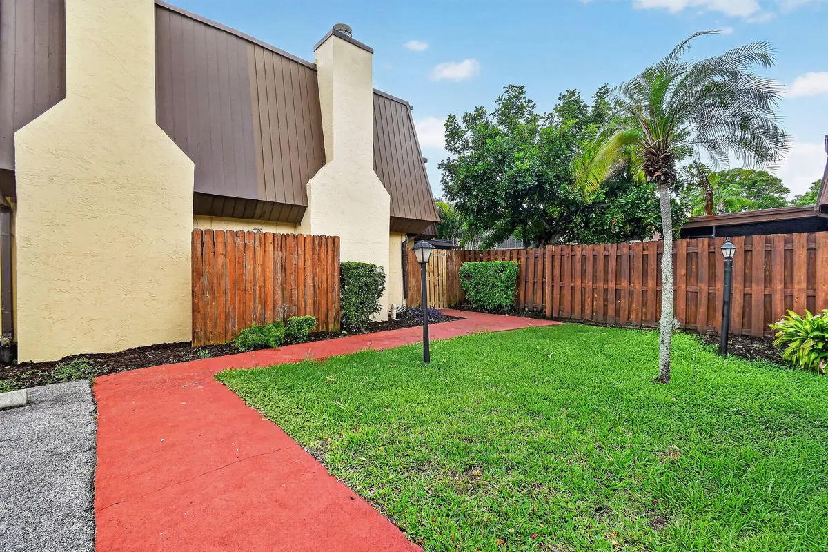 3502GardensEDrUnitB(2)EDIT at 3502 Gardens E Drive B, Palm Beach Gardens