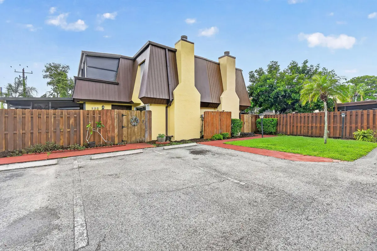 3502GardensEDrUnitB(1)EDIT at 3502 Gardens E Drive B, Palm Beach Gardens
