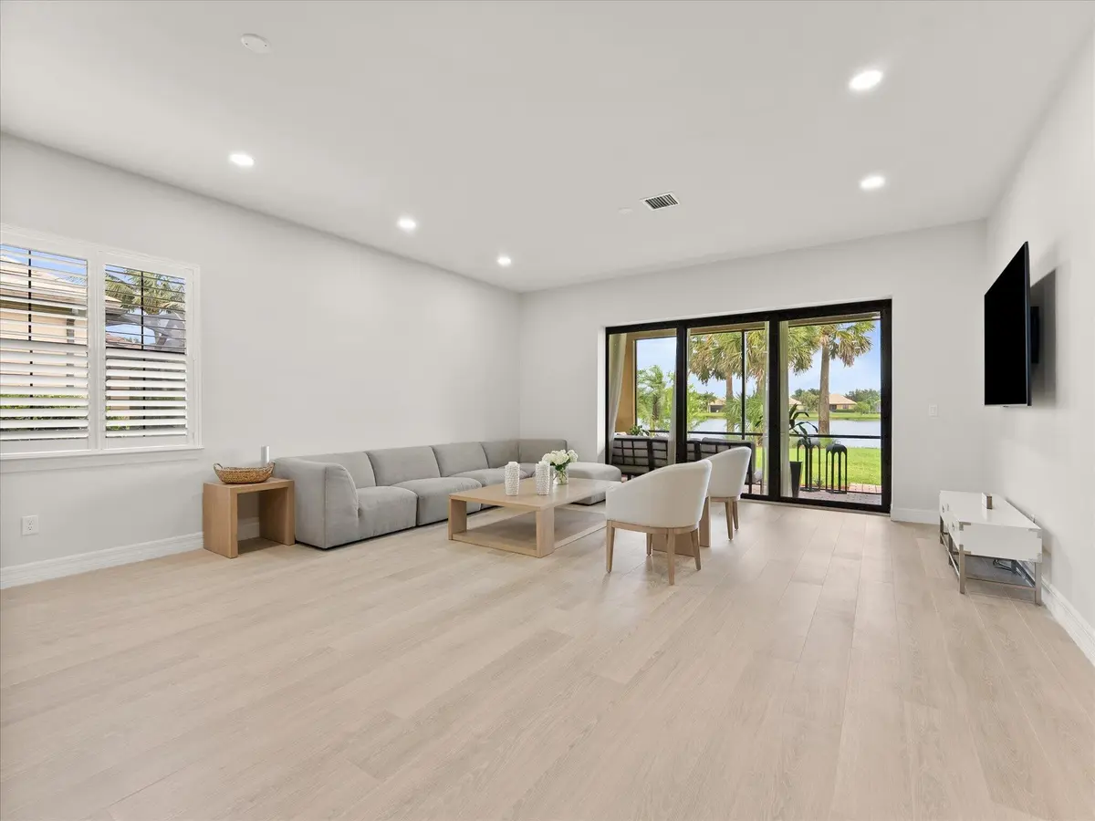 12-12 at 4452 Siena Circle, Wellington