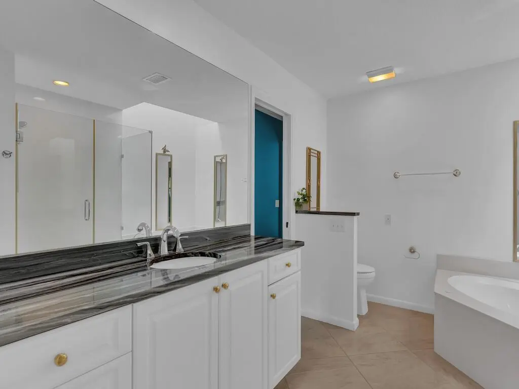 20220919193525234019000000-o at 725 4th Avenue, Vero Beach
