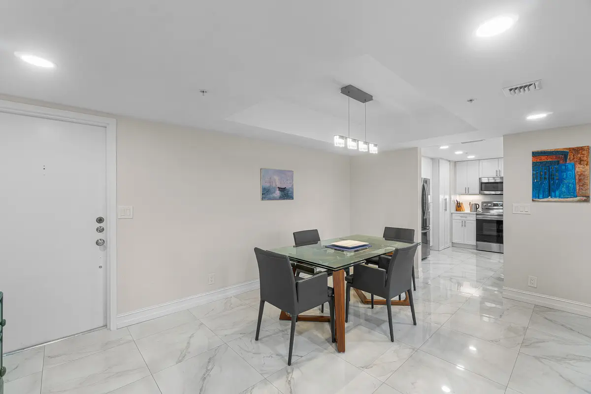 Dining Kitchen at 7768 Lakeside Boulevard 533, Boca Raton