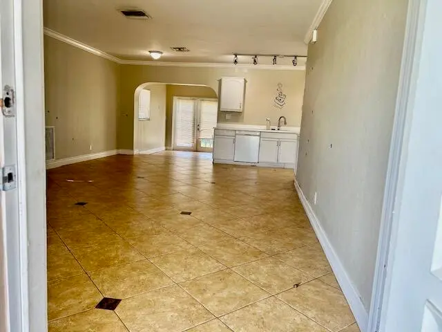 IMG_6841 at 1912 NW 38th Street, Oakland Park