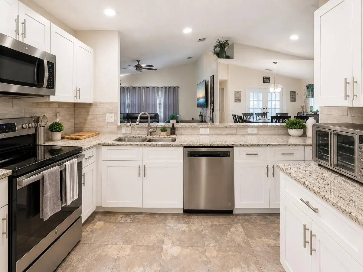 beyc6a2366324fc00 at 7063 Middlebury Drive, Boynton Beach