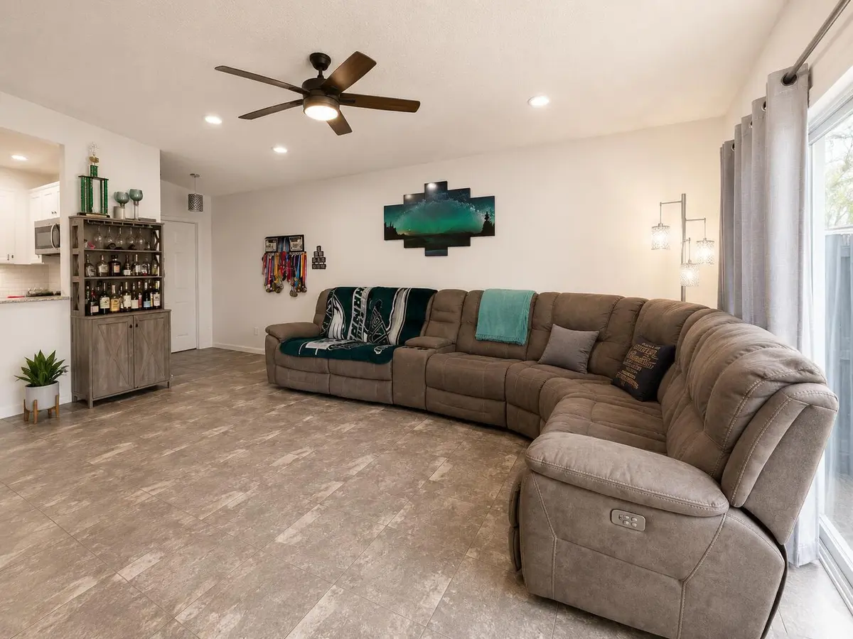 beyc6a2462b4bbf80 at 7063 Middlebury Drive, Boynton Beach