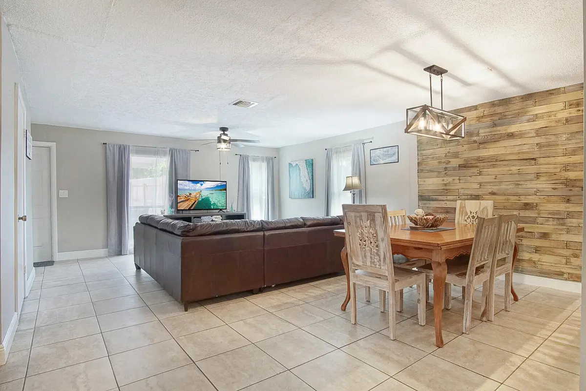 1002 Avenue, Fort Pierce, FL – photo 2