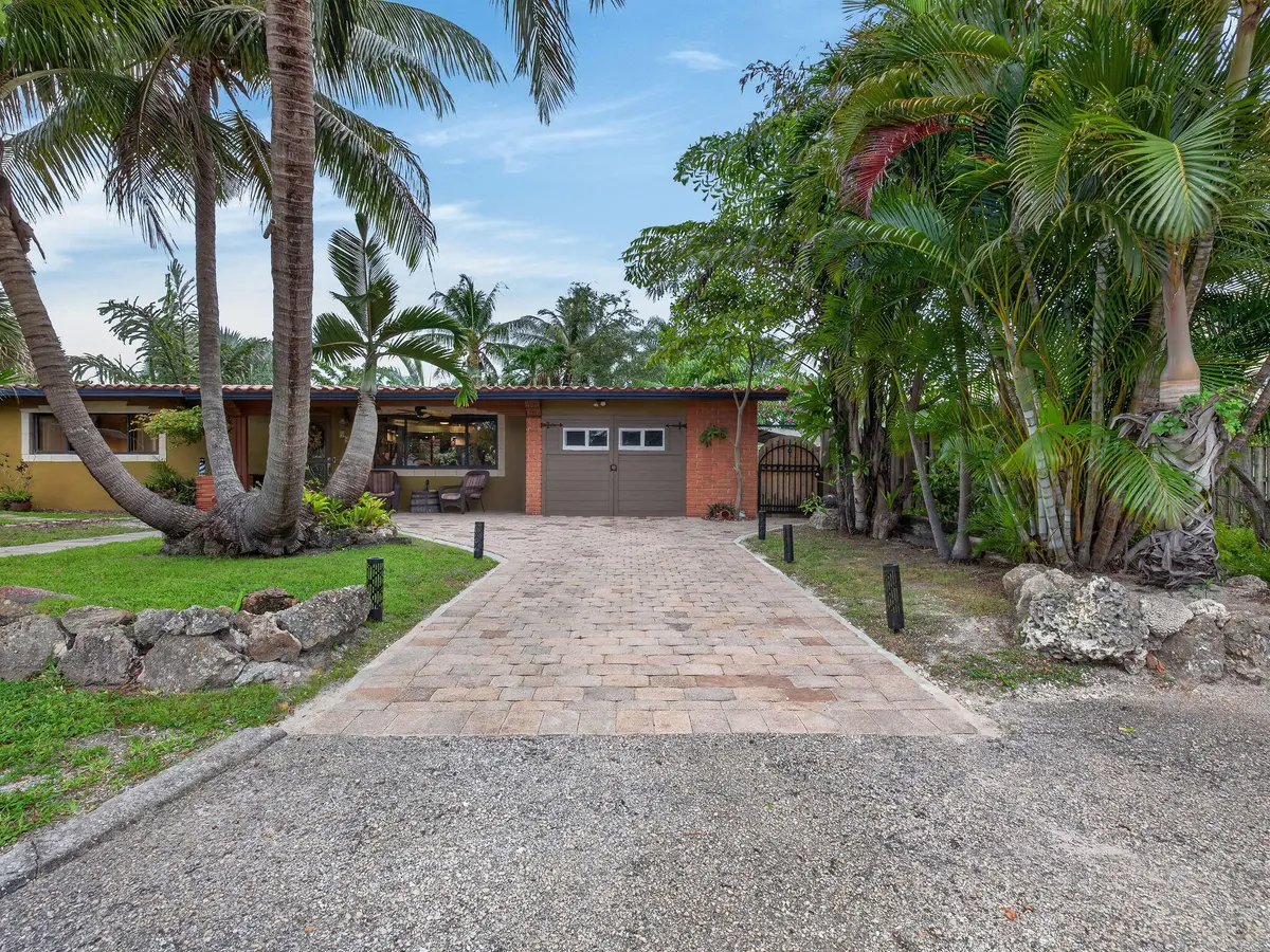 _R6B6228 at 949 NE 25th Avenue, Pompano Beach