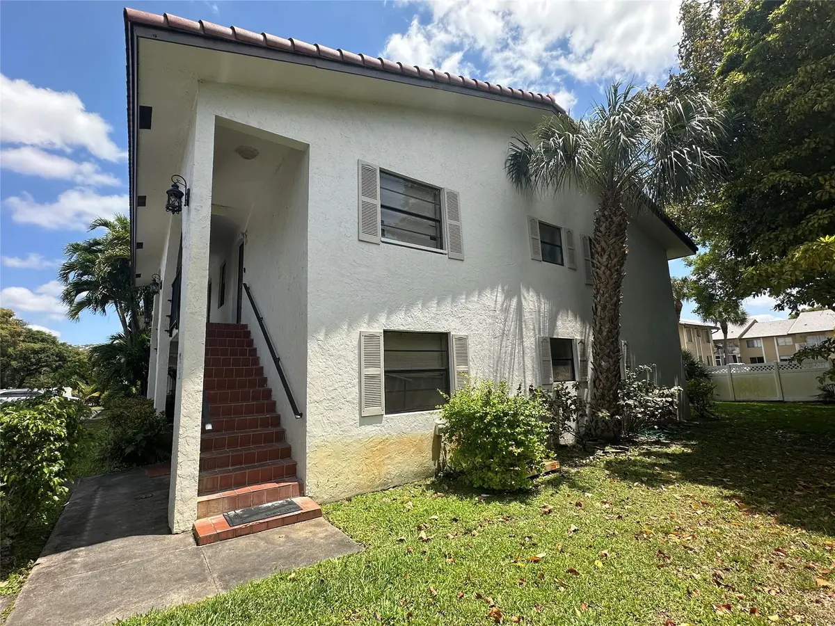 Photo 7 at 11676 NW 45th Street, Coral Springs
