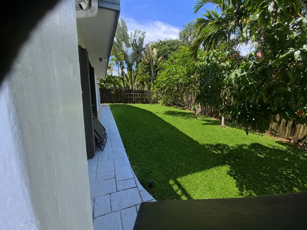 5-7f5520ab-d879-4945-8a8c-c3a80436ebed at 621 SW 101st Avenue, Plantation