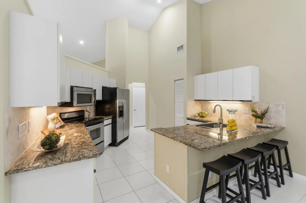 Kitchen at 1500 Lacosta Drive, Pembroke Pines
