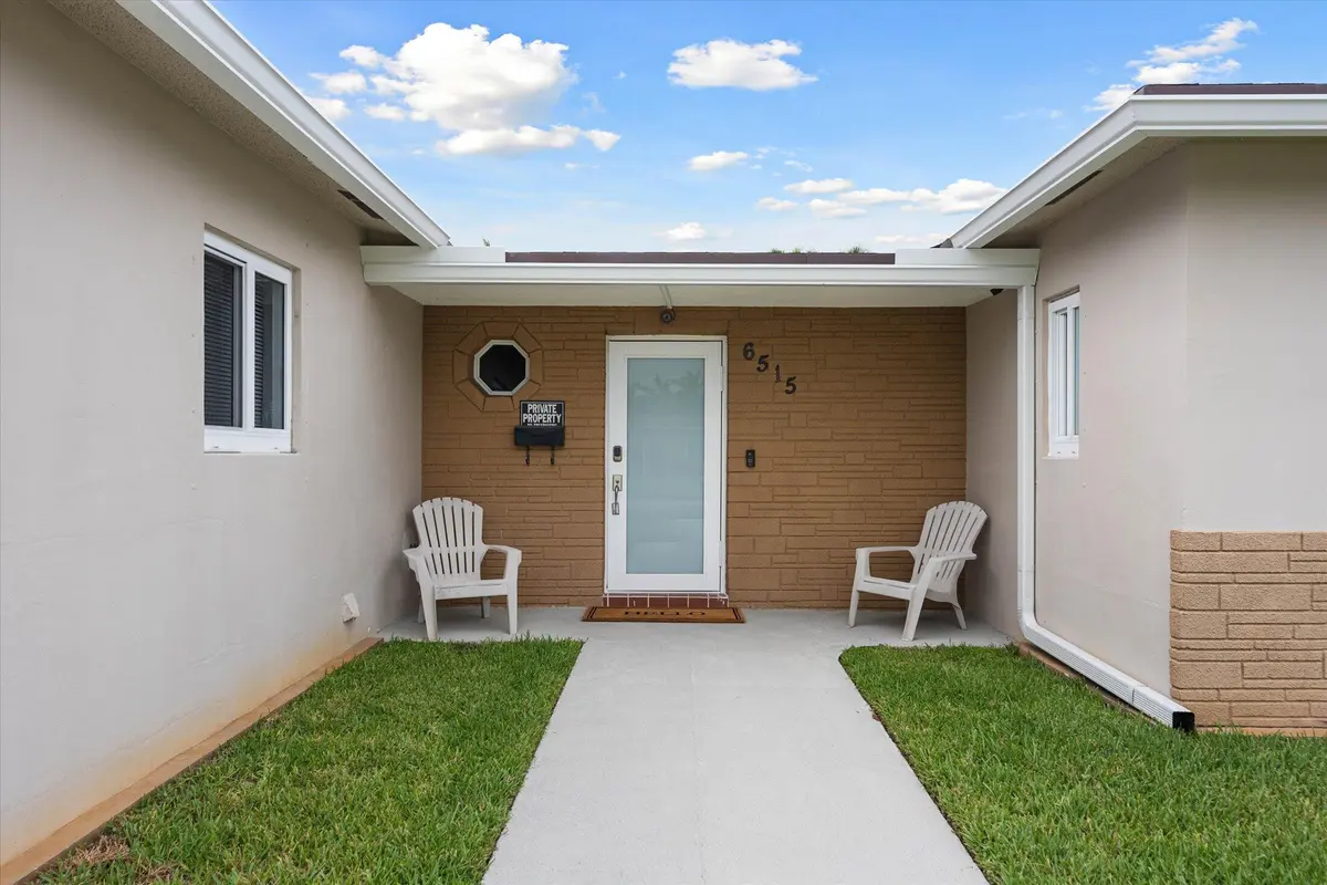 03-6515 SW 8th Pl, North Lauderdale-7 at 6515 SW 8th Place, North Lauderdale