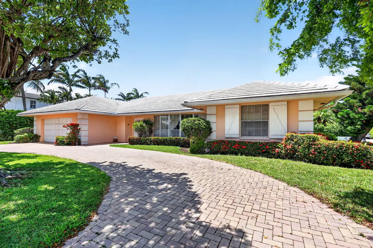 2-web-or-mls-5P1A6276 at 217 Plantation Road, Palm Beach