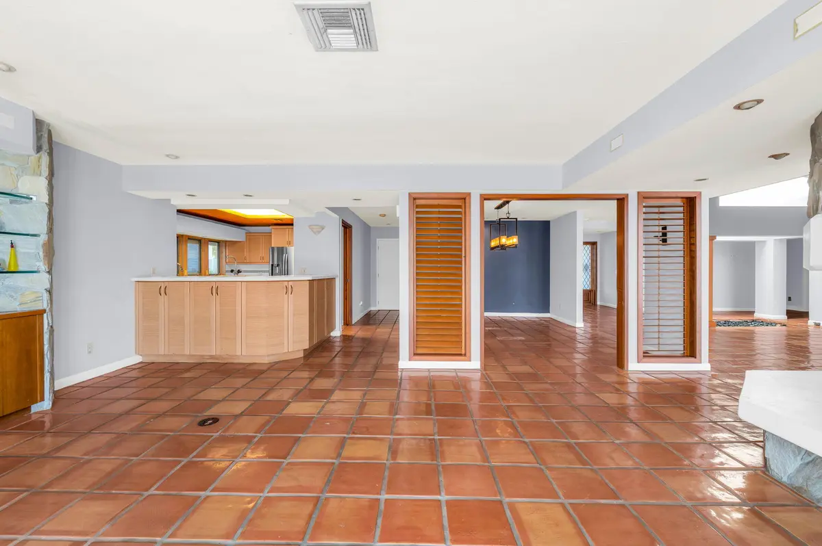 3-web-or-mls-photo-3 at 2810 NE 29th Street, Lighthouse Point