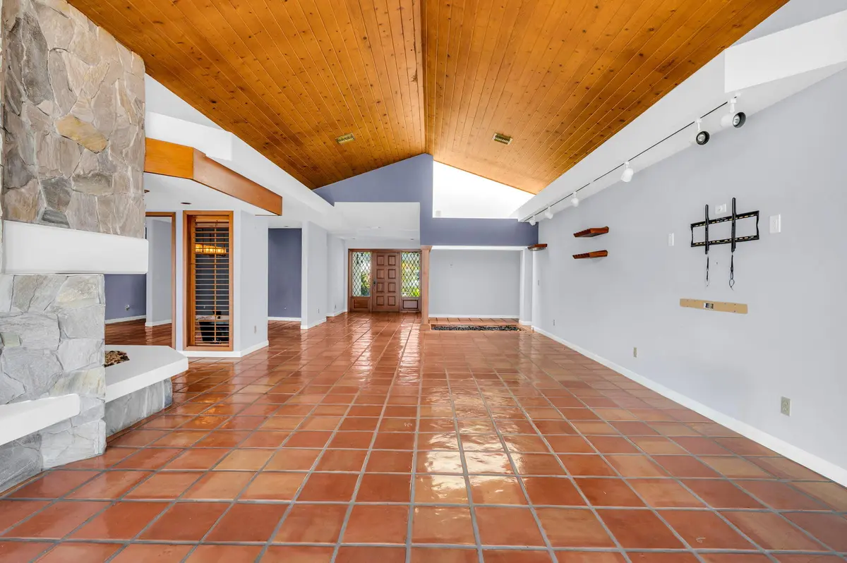 10-web-or-mls-photo-10 at 2810 NE 29th Street, Lighthouse Point