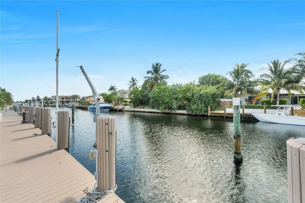 Dock area at 4020 NE 24th Avenue, Lighthouse Point
